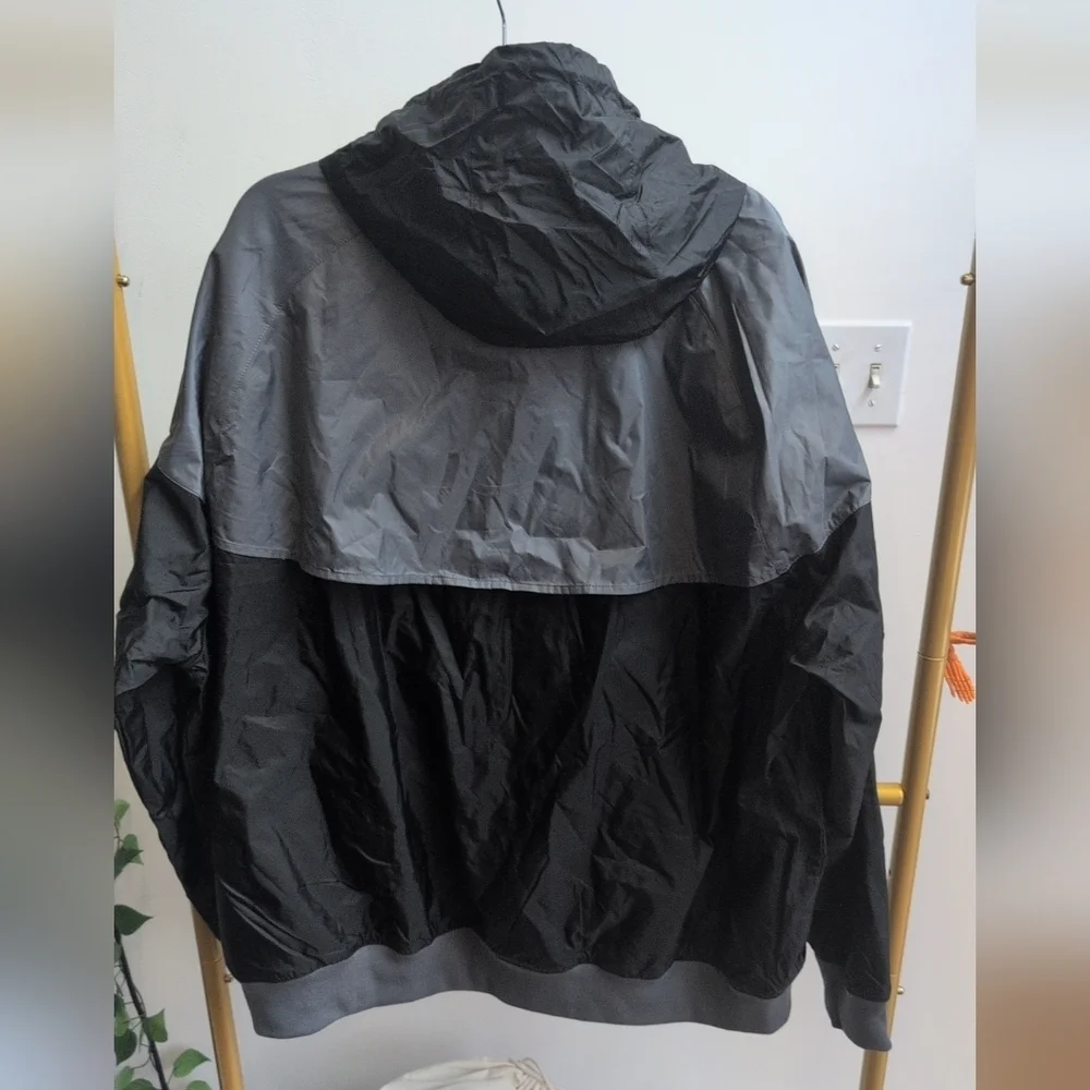 Nike Chicago Sky Black and Gray Windrunner Jacket